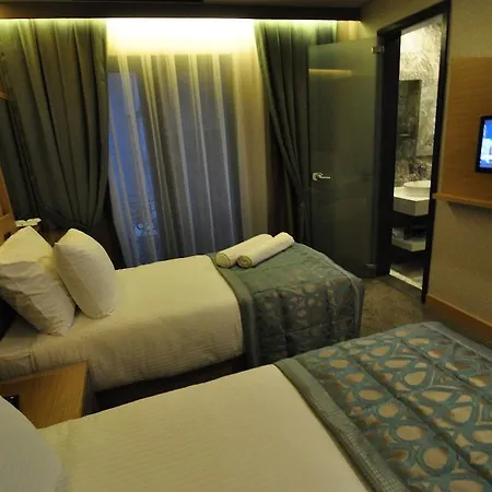 Genova Old 3*