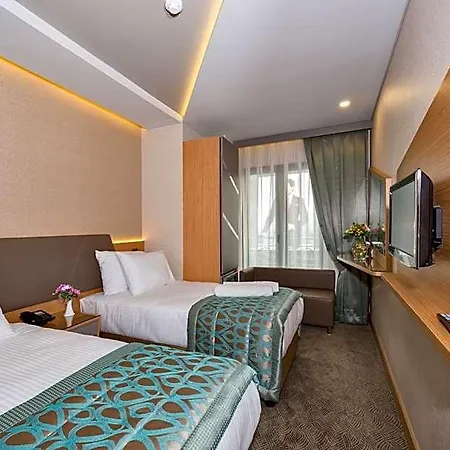 Hotel Genova Old 2*