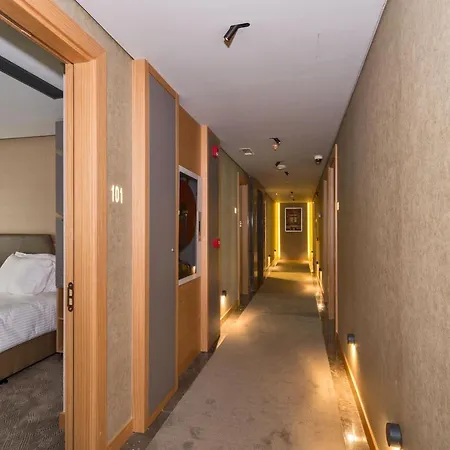 Hotel Genova Old 3*